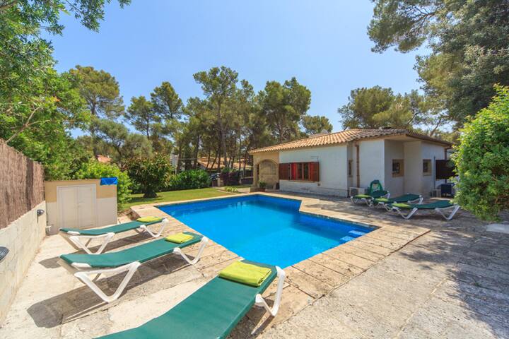 VILLA GOTMAR 3 bedroom 3 bathooms private pool