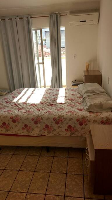 Quarto Casal 01