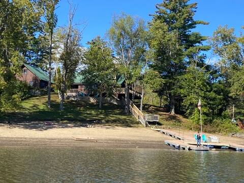 The Sacandaga Lakeside Escape - Renovated 2024!