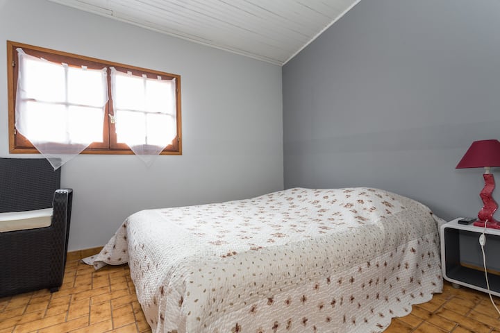 غرفة النوم 1