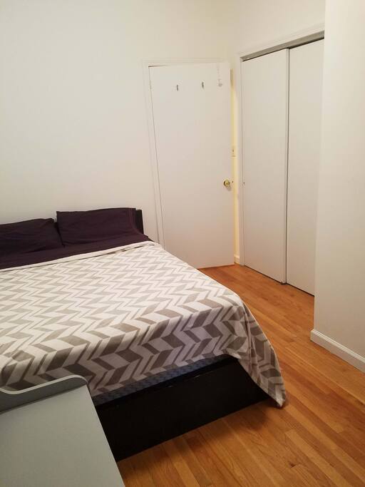 Bedroom Picture 2