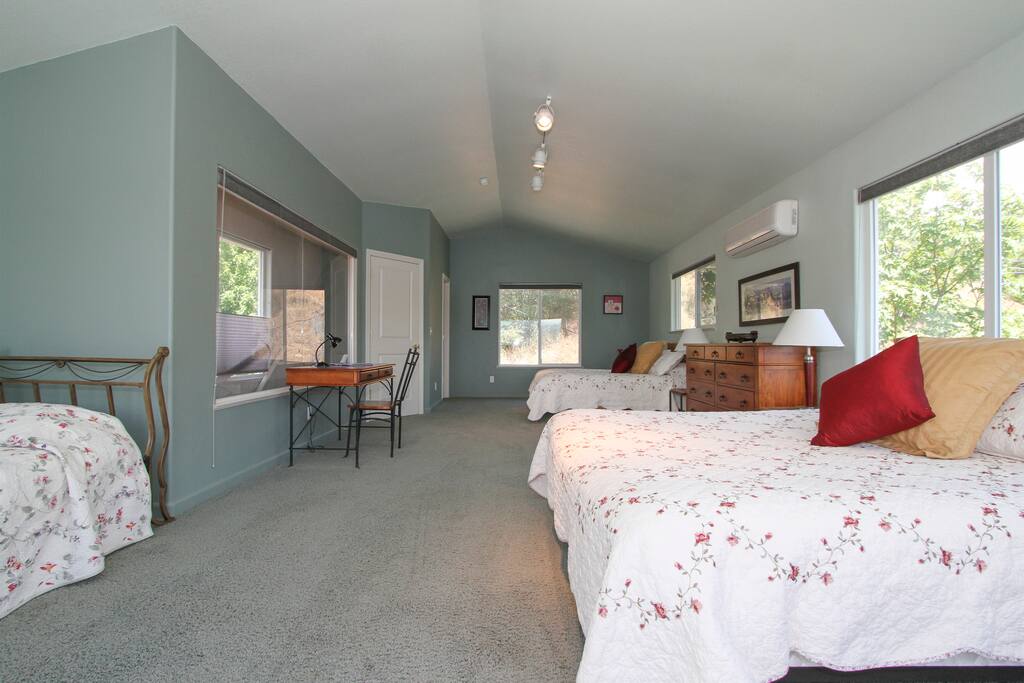 Loft upstairs