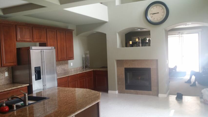 EDC Mini Castle 2 – Private Pool & Gazebo gallery image 2