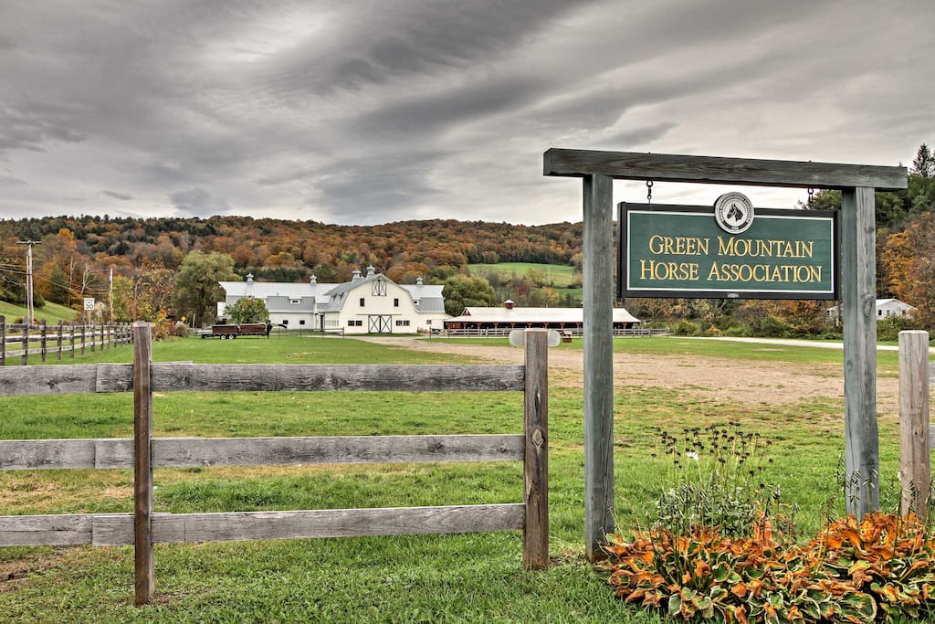The cottage is near the coveted Green Mountain Horse Association and Woodstock.