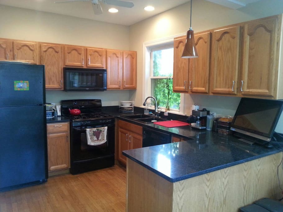 Full use of shared kitchen.
