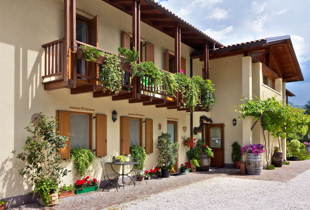 Ingresso alla casa