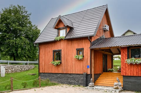 A unique Etno house Molendini