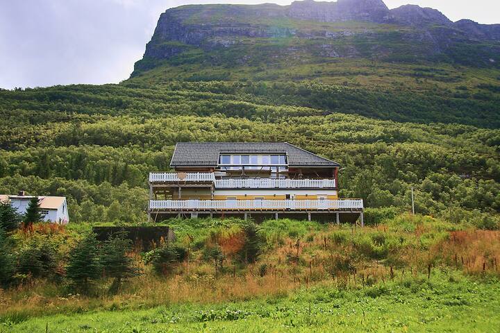 Fiskesenter Birkeland.