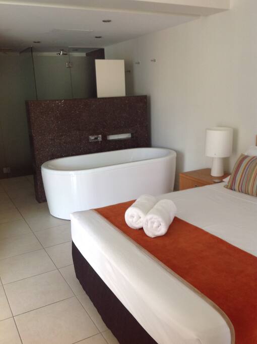 Master Bedroom - Ensuite