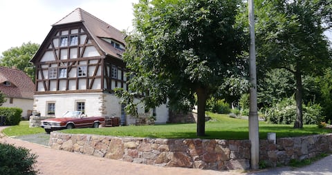 Popular Airbnb listing: Apartment "Alte Bauernstube" in Meißen