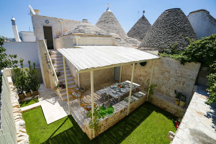 Hermanas Relais – trulli luxury