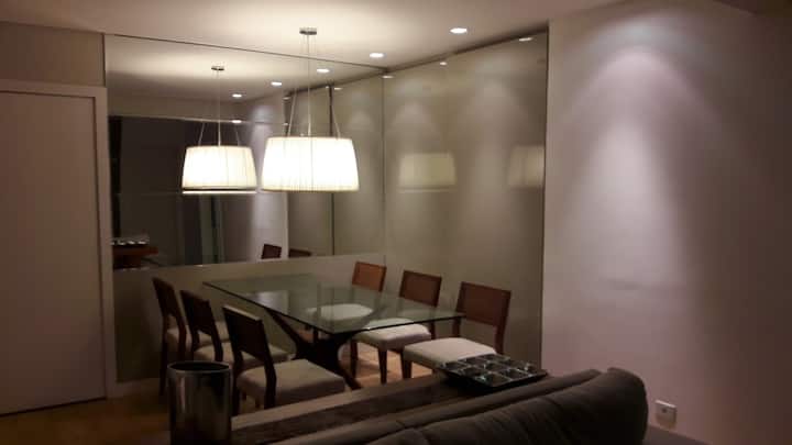 Excelente Apartamento Familiar No Cabral/ Curitiba - Curitiba