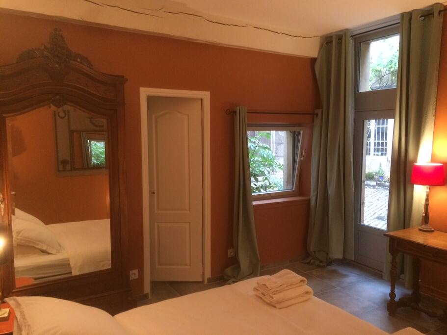 Room 1