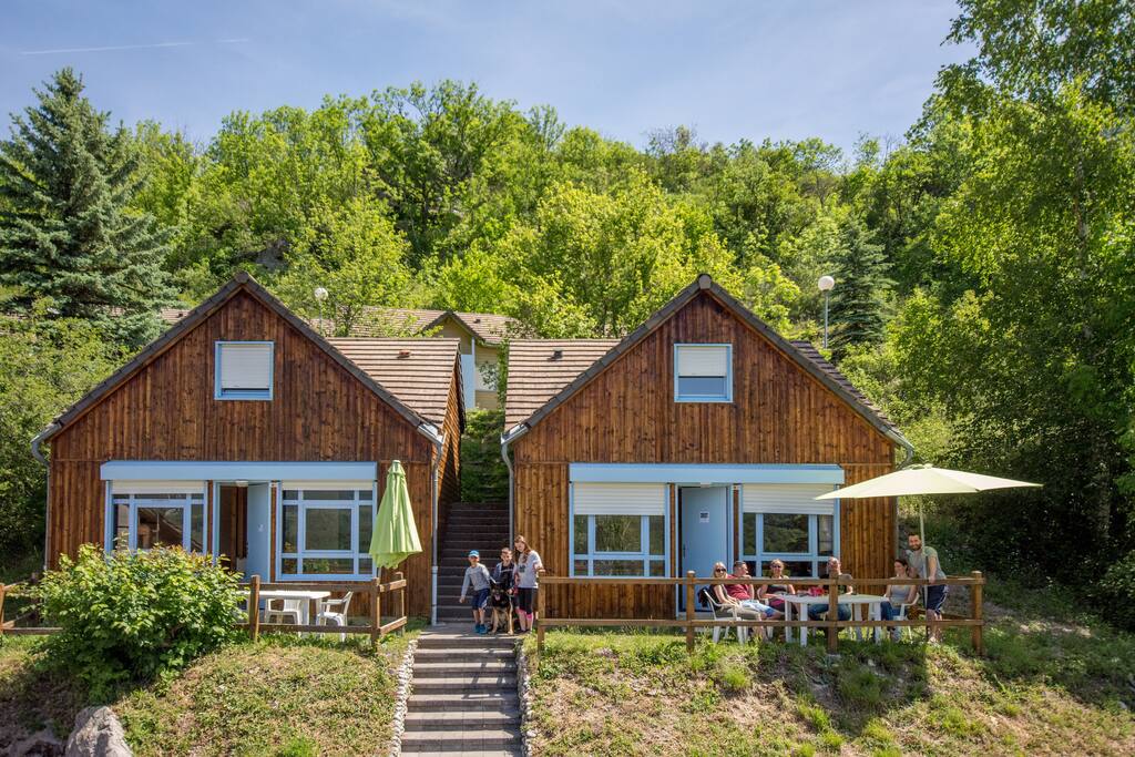 chalet avec vue panoramique sur le lac