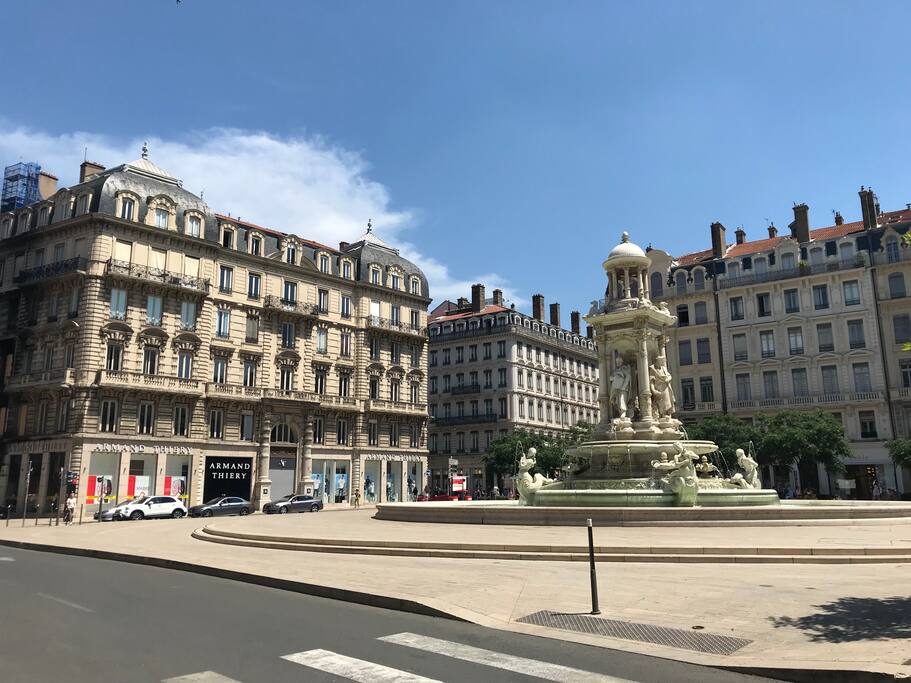 la Place des jacobins