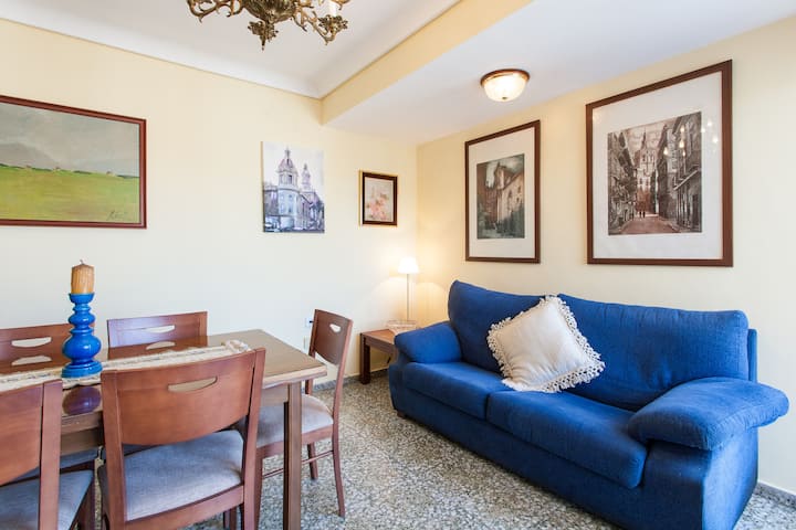 Sunny Apartment In Ruzafa's Market - Universidad Europea de Valencia