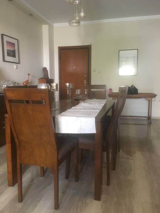 Dining Area - Τραπεζαρία