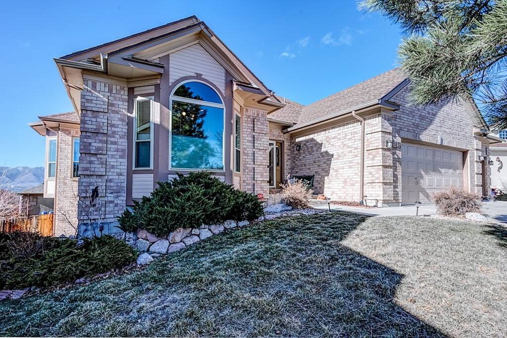 The Only Place to Stay in Colorado Springs - Houses for Rent in