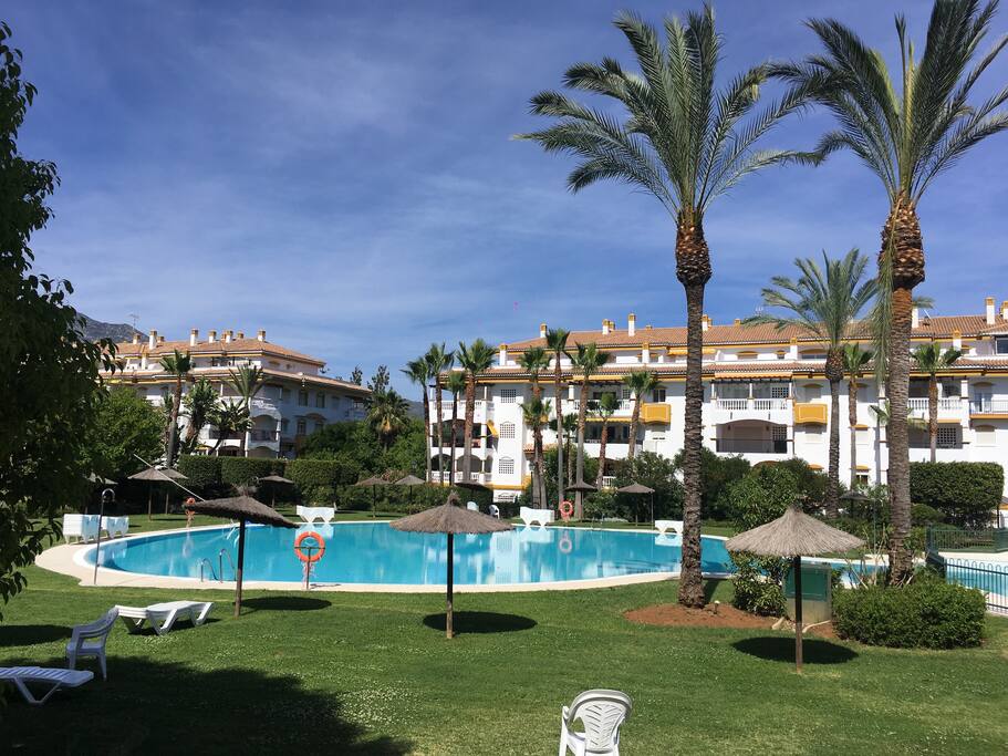 Swimming-pool