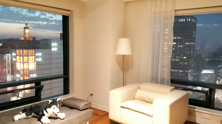 [Double-sided large windows] Hotel high-rise + Double large window view + Opposite Sogo + Cobo + Museum of Fine Arts + Kudo Business District + Zhongfeng Chia Convenience