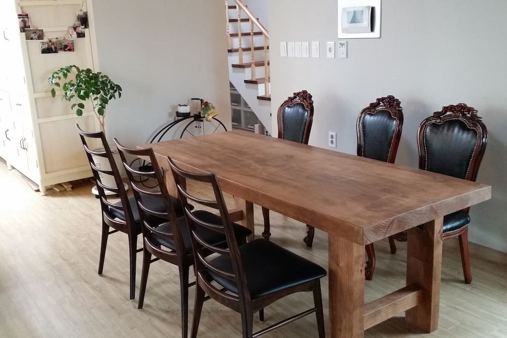 dinning table