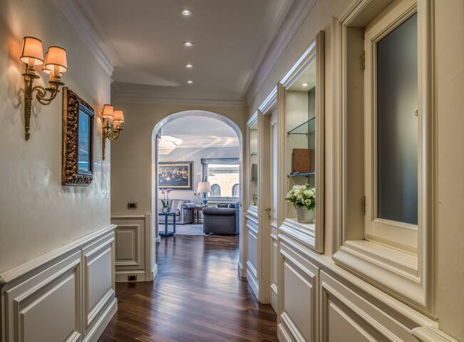 47LuxurySuites Colosseo gallery image 3