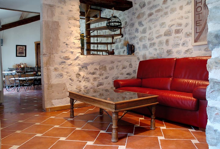 Gîte 4*, 6p, 3ch, 100m2, Piscine Commune, Patio - Vallon-Pont-d'Arc