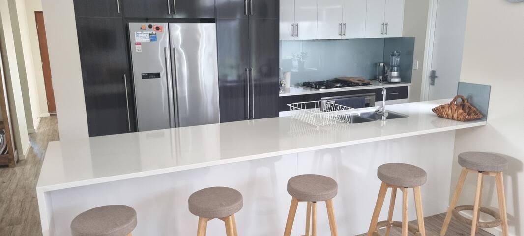 Perfect Central Residential Home in Vasse gallery image 3