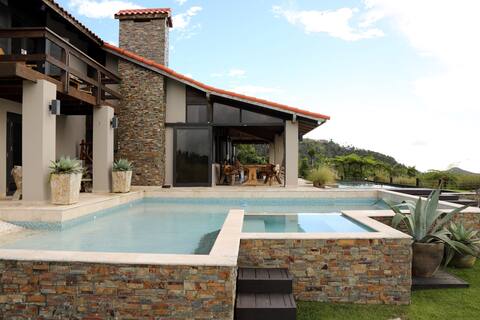 CASAMERICA - Luxury Private Villa