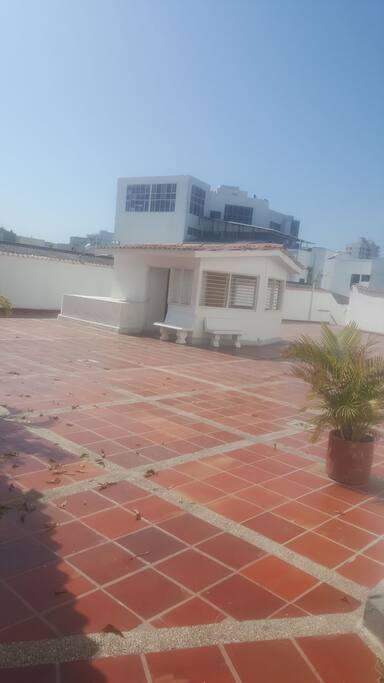 Area social del edificio .