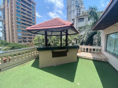 Spacious 5BHK Retreat Dadar Private Terrace & More