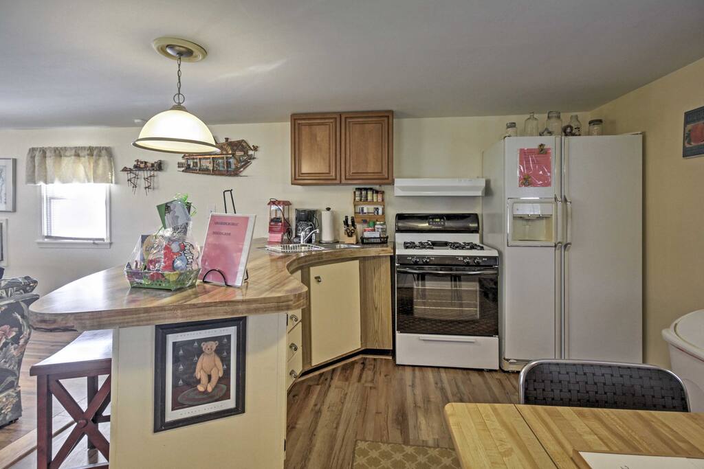Ample counter space makes meal prep a breeze!