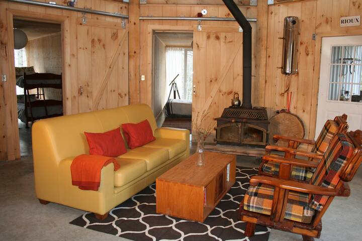Private Off Grid Shipping Container Getaway Cottages For Rent In