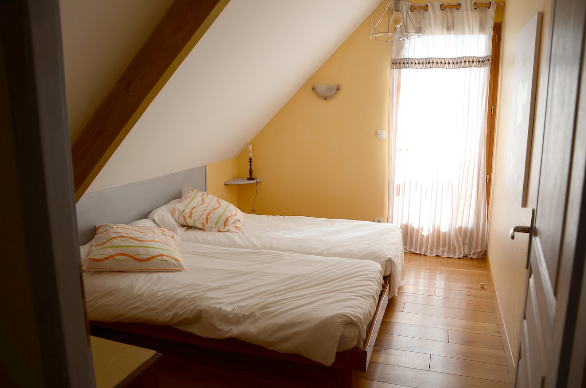 malá spálňa na poschodí