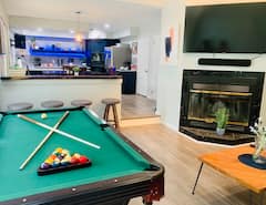 By+NYC+%26+Hamptons+-Beach%2C+HOT+TUB%2C+Pool+Table