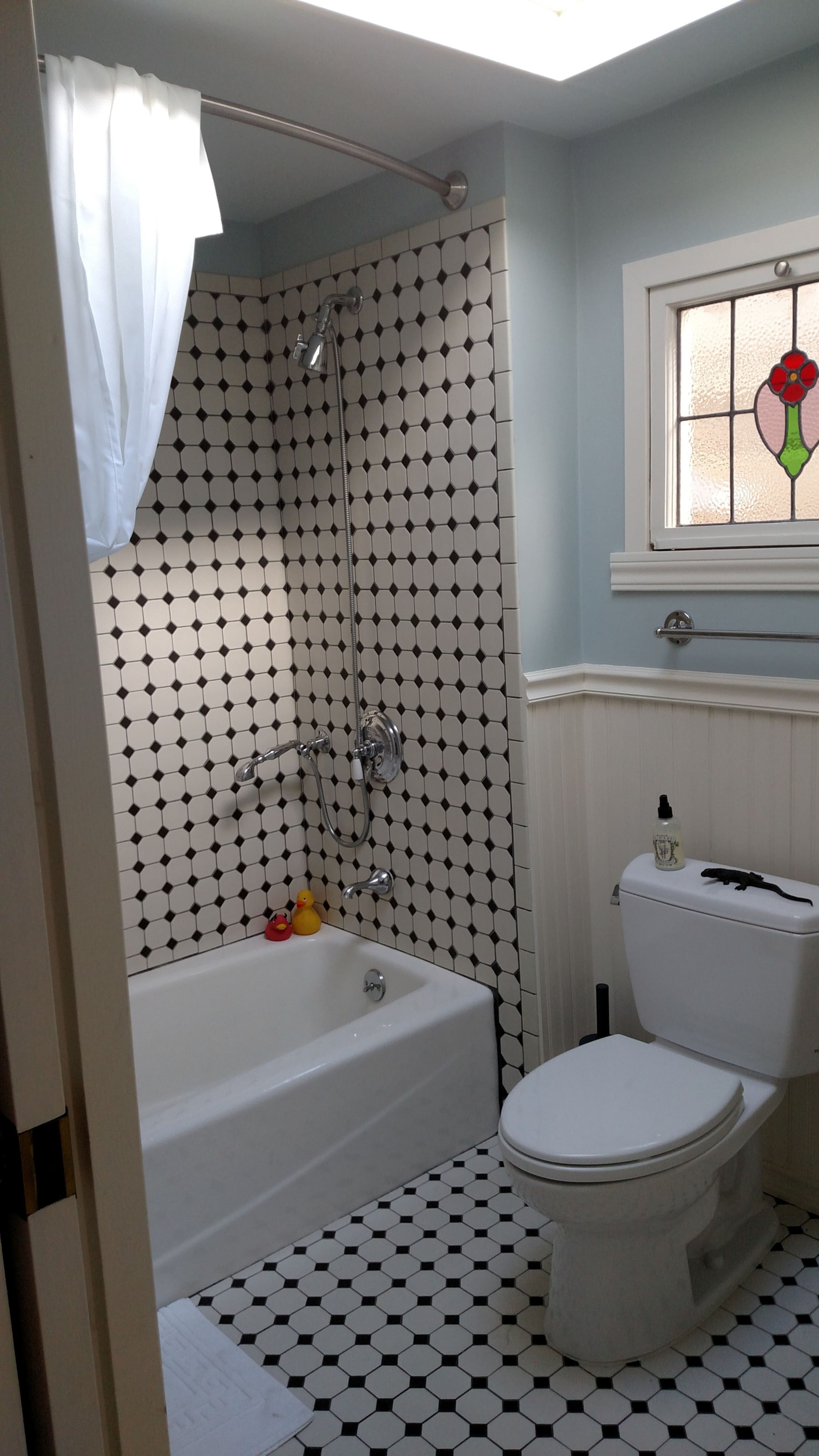 Noe/Castro 1BD Hideaway - Image 17