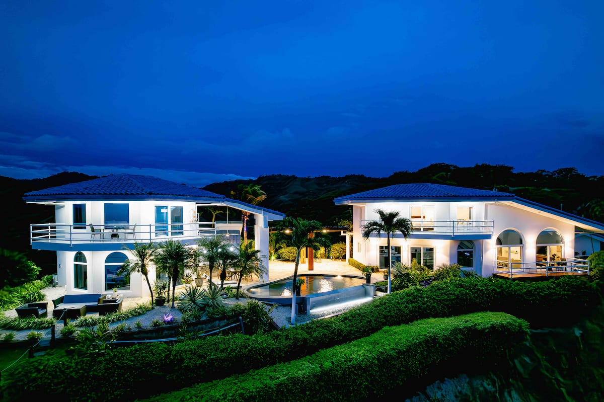 Casa Azul ocean view