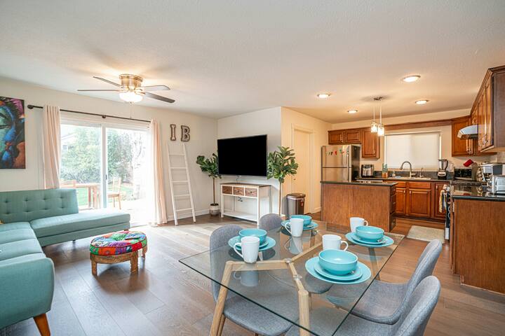 Download Airbnb Imperial Beach Holiday Rentals Places To Stay Desktop Wallpaper Get Wallpaper Airbnb Imperial Beach Holiday Rentals Places To Stay For Android