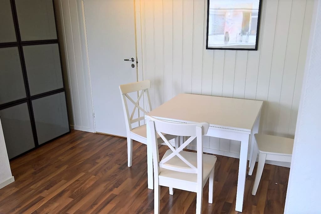 Living room, dining area. expandable table