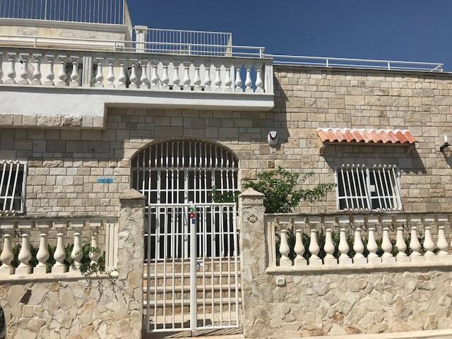 splendid villa a stone’s throw from the sea gallery image 2