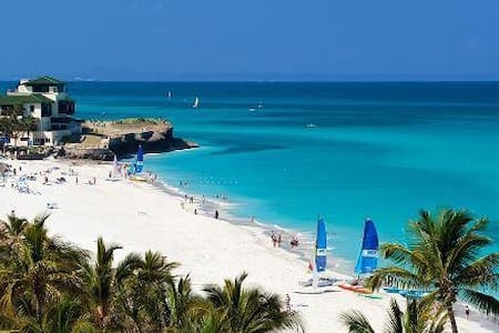 Gorgeous apartment @ South beach/Parking available