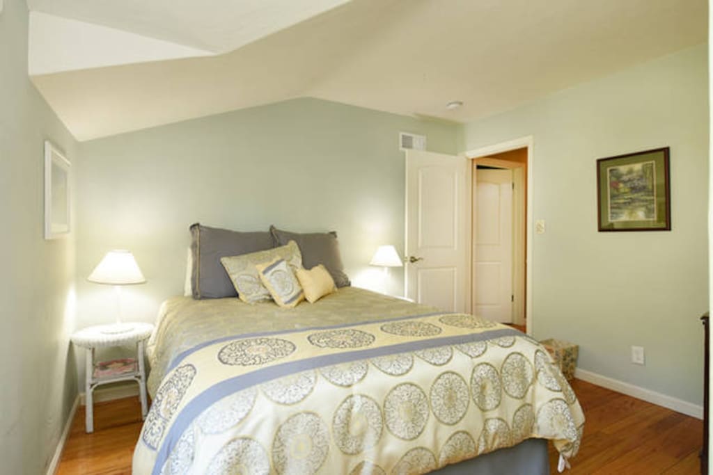 Comfy private room