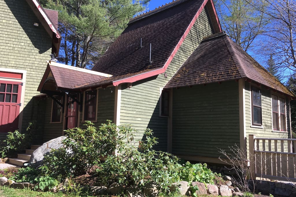 Custom built cottage in Bar Harbor on Mount Desert Island, Maine. Cottage is attached to renovated boat shop (only cottage is for rent).