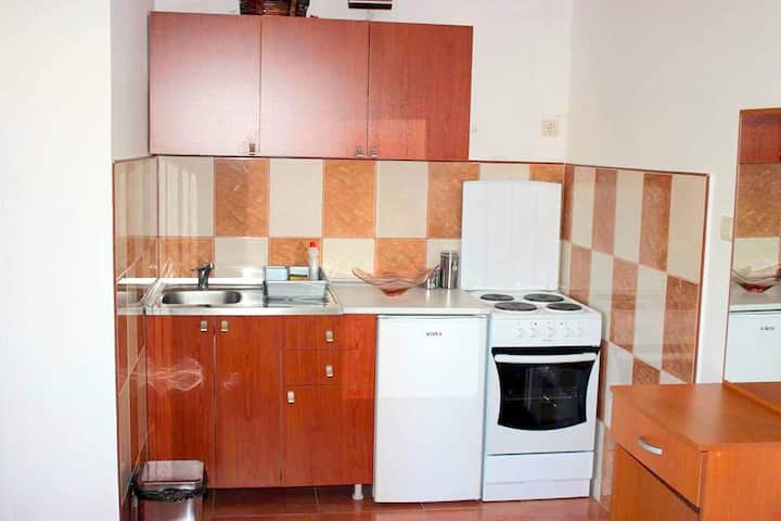 Nice Studio Apartment In Budva No. 5 - Budva