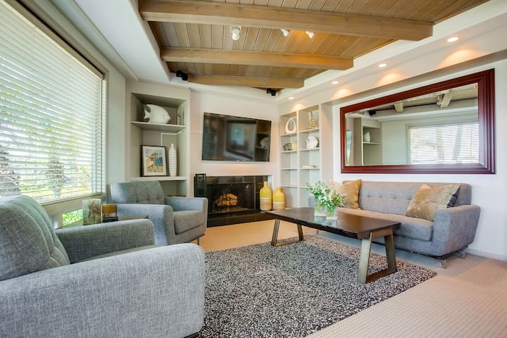 Beach Front at La Jolla Shores gallery image 3