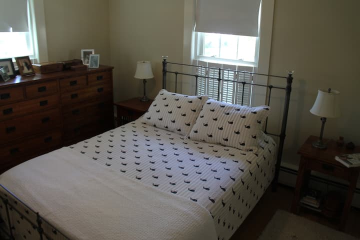 Главна спалня с двоен размер