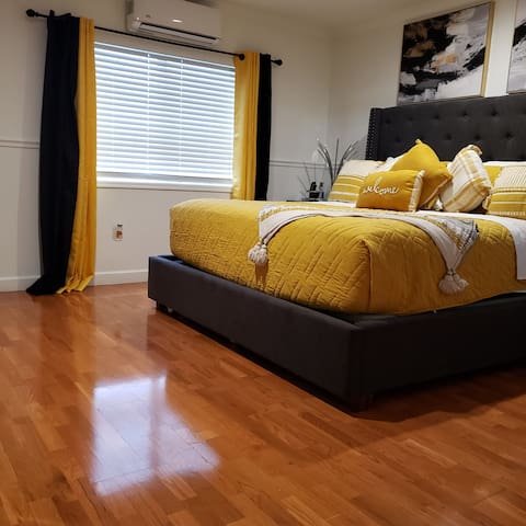 XL Luxe 3BR/2BTH JFK5min/USB 10min Private Parking