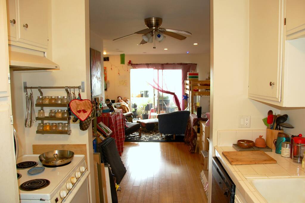 Fully equipped kitchen and nice cooling breeze throughout the day