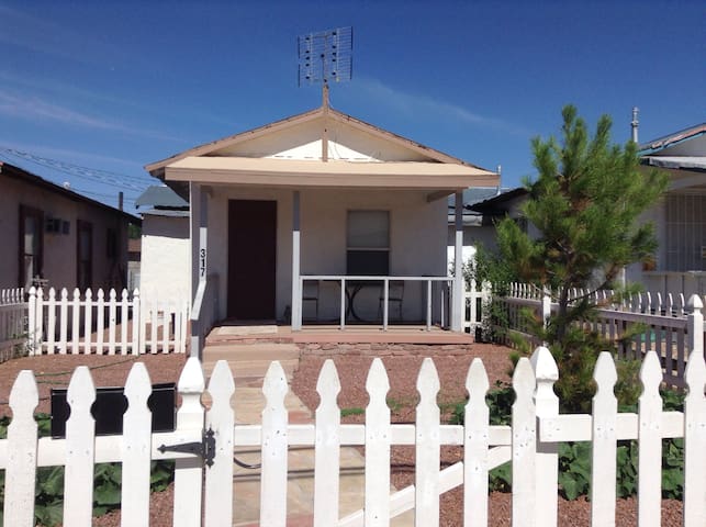 Downtown Bungalow