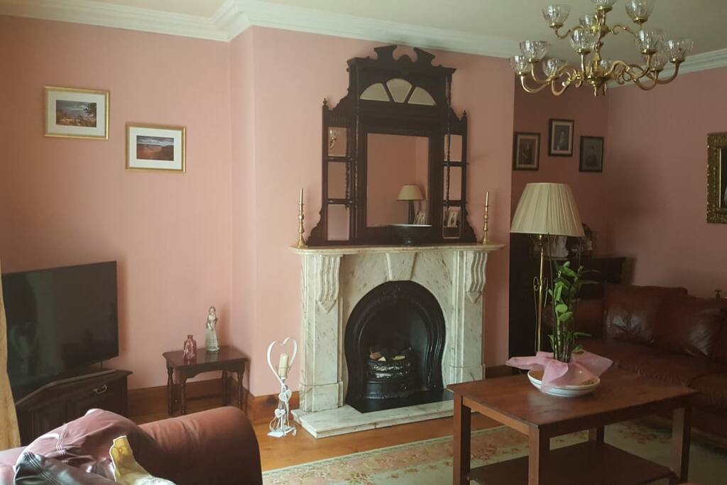 Guest Sitting Room